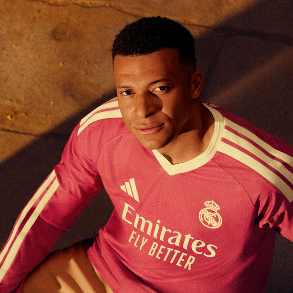 Champions kit detail