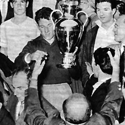 كأس أوروبا الثالث, 1958 Video: كأس أوروبا الثالث, 1958